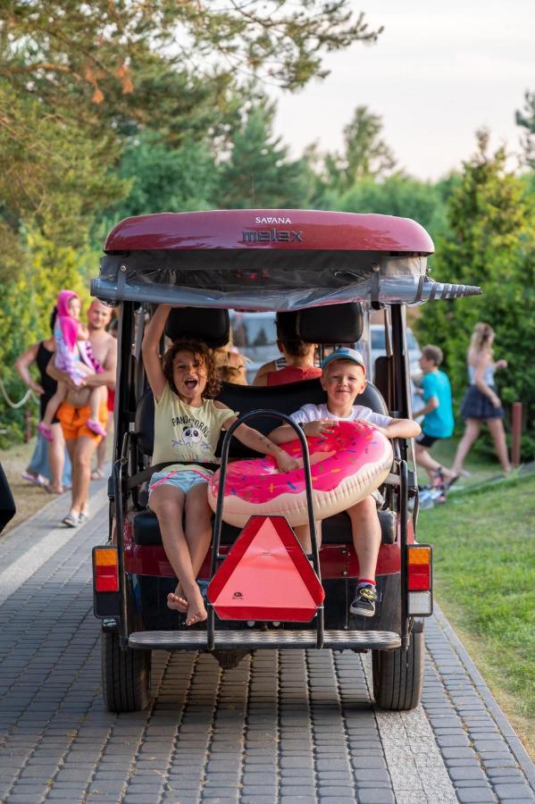 Domki Letniskowe I Pokoje Savana Nad Morzem Jarosławiec Exterior foto