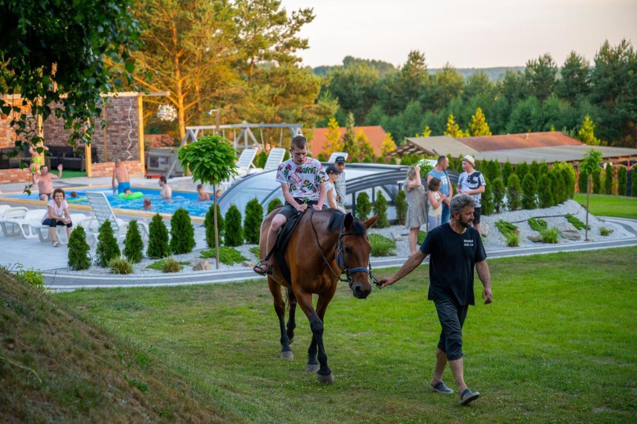 Domki Letniskowe I Pokoje Savana Nad Morzem Jarosławiec Exterior foto